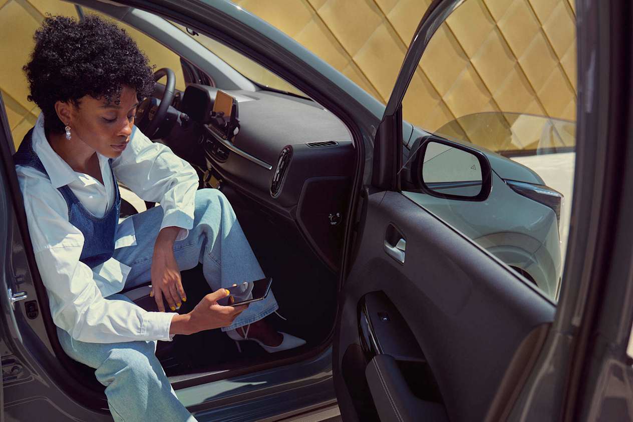 The new Kia Picanto always connected