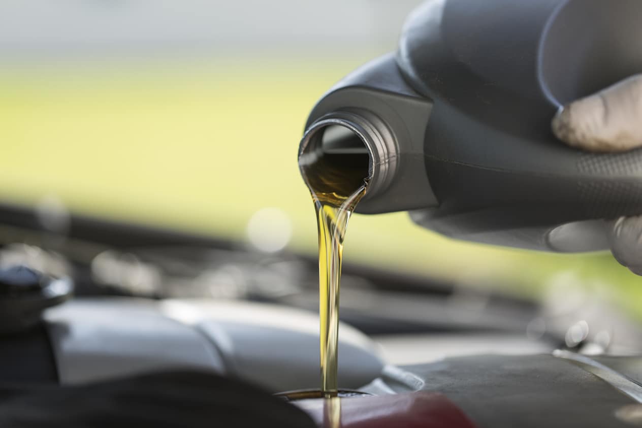 Renewing Car Oil