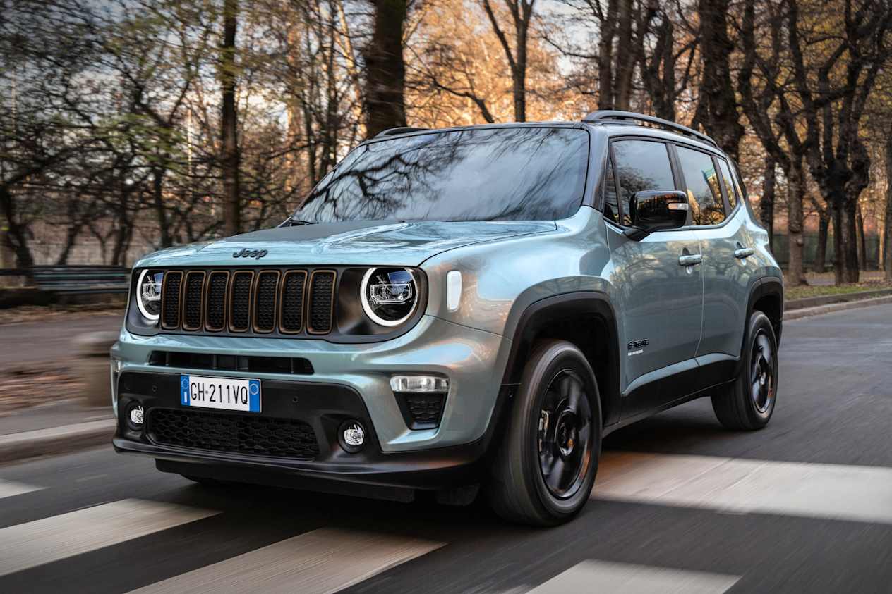 Jeep Renegade e-Hybrid 2022 : vue trois quarts avant