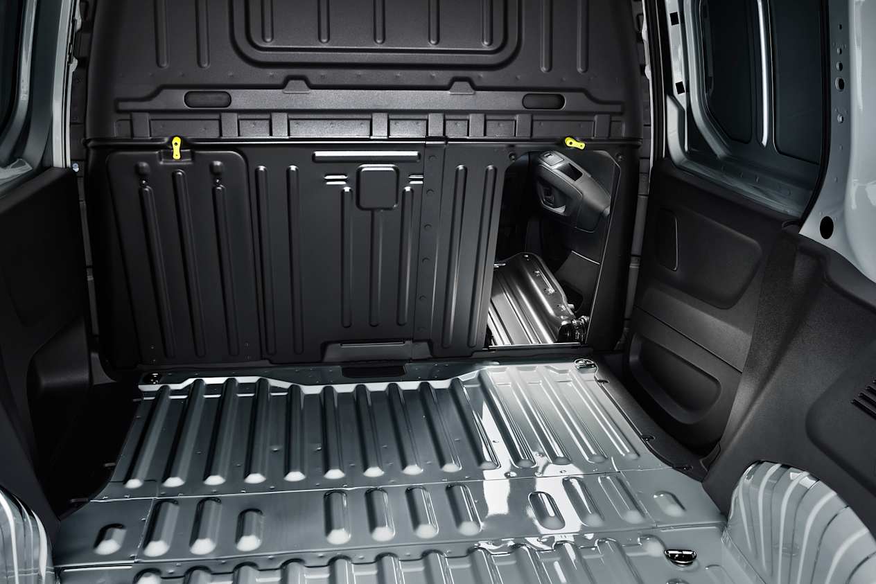 Fiat e-Doblo Cargo : Siège moduwork depuis le coffre
