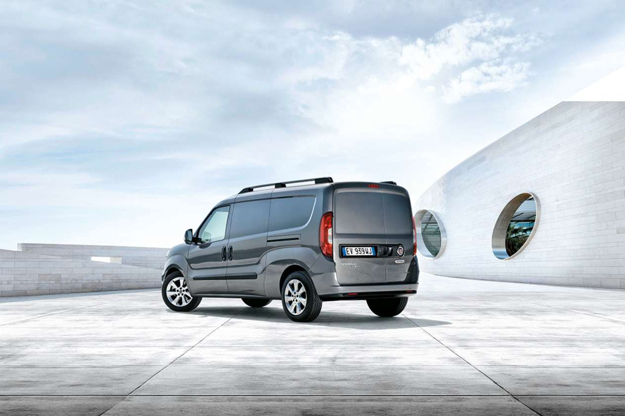 Fiat Doblo rear Exterior