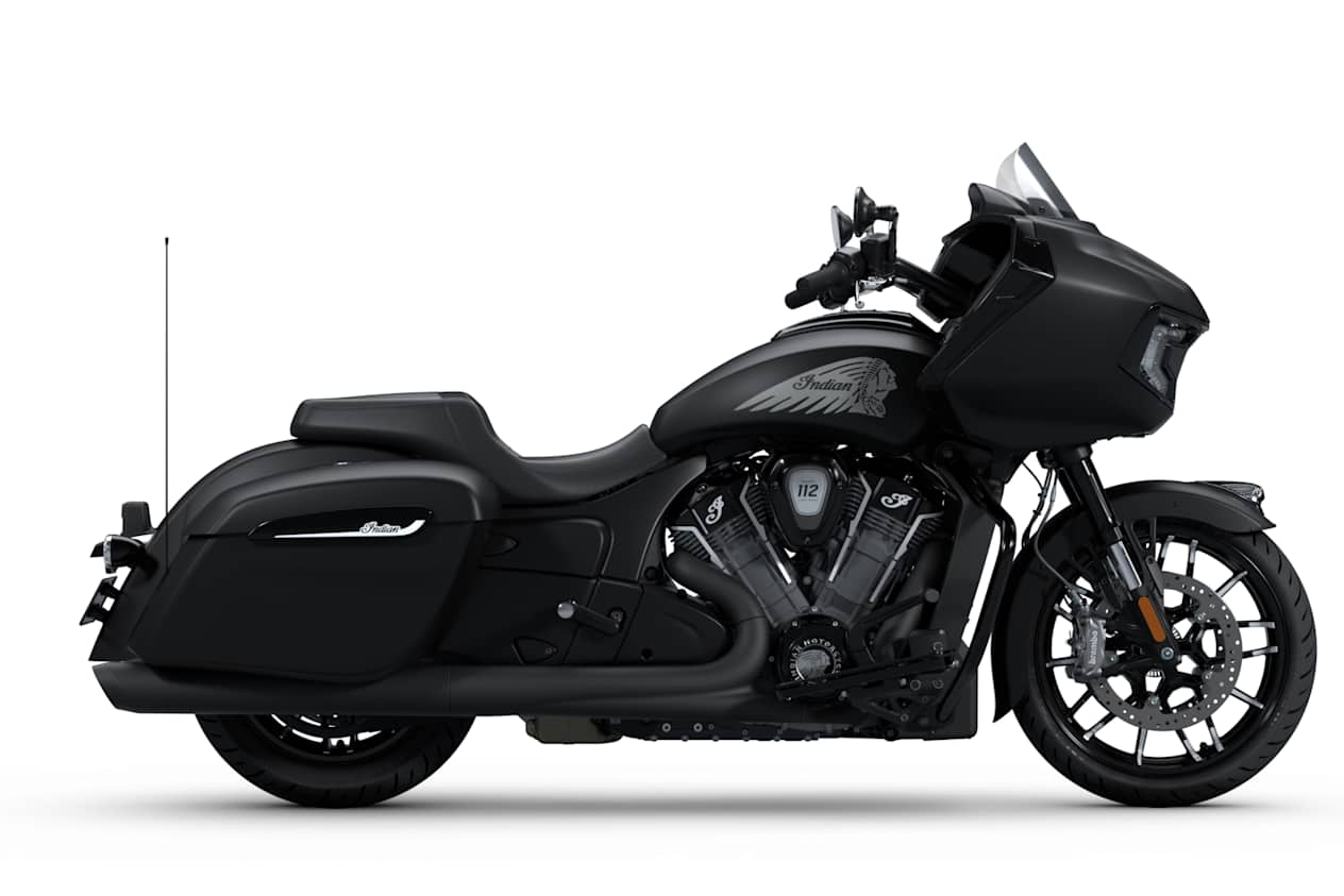 Indian Challenger Dark Horse Powerplus 112 2025 Black Smoke : profil