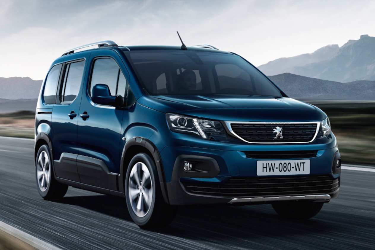 Peugeot Rifter : vue trois quarts avant sur route