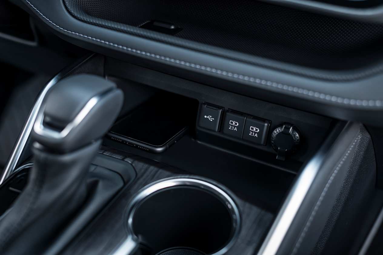 Toyota Highlander 2021 : recharge téléphone