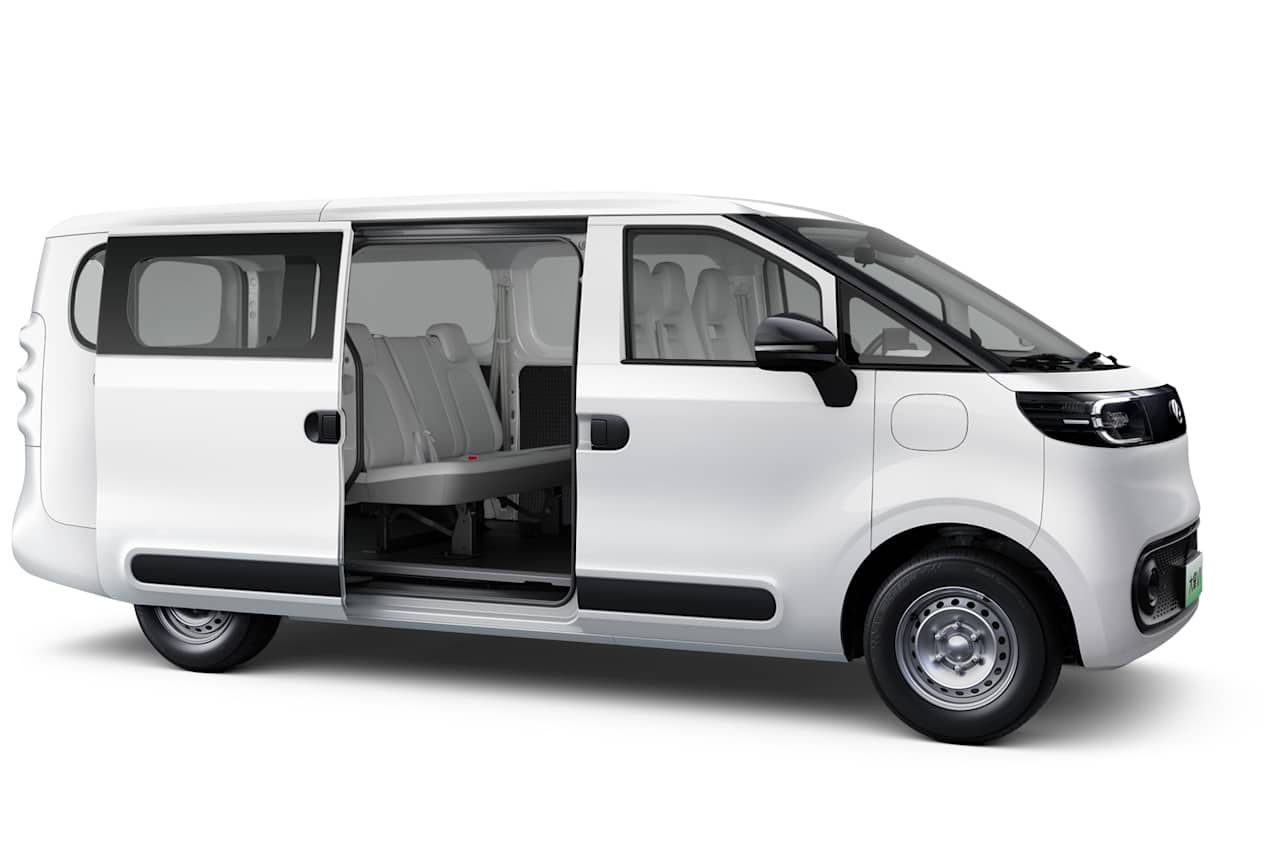 Maxus eDeliver 5 Passenger