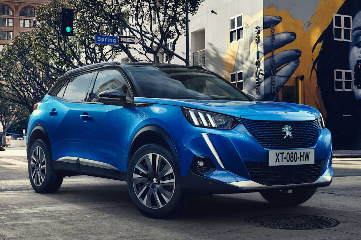 Nouveau SUV Peugeot e-2008 électrique
