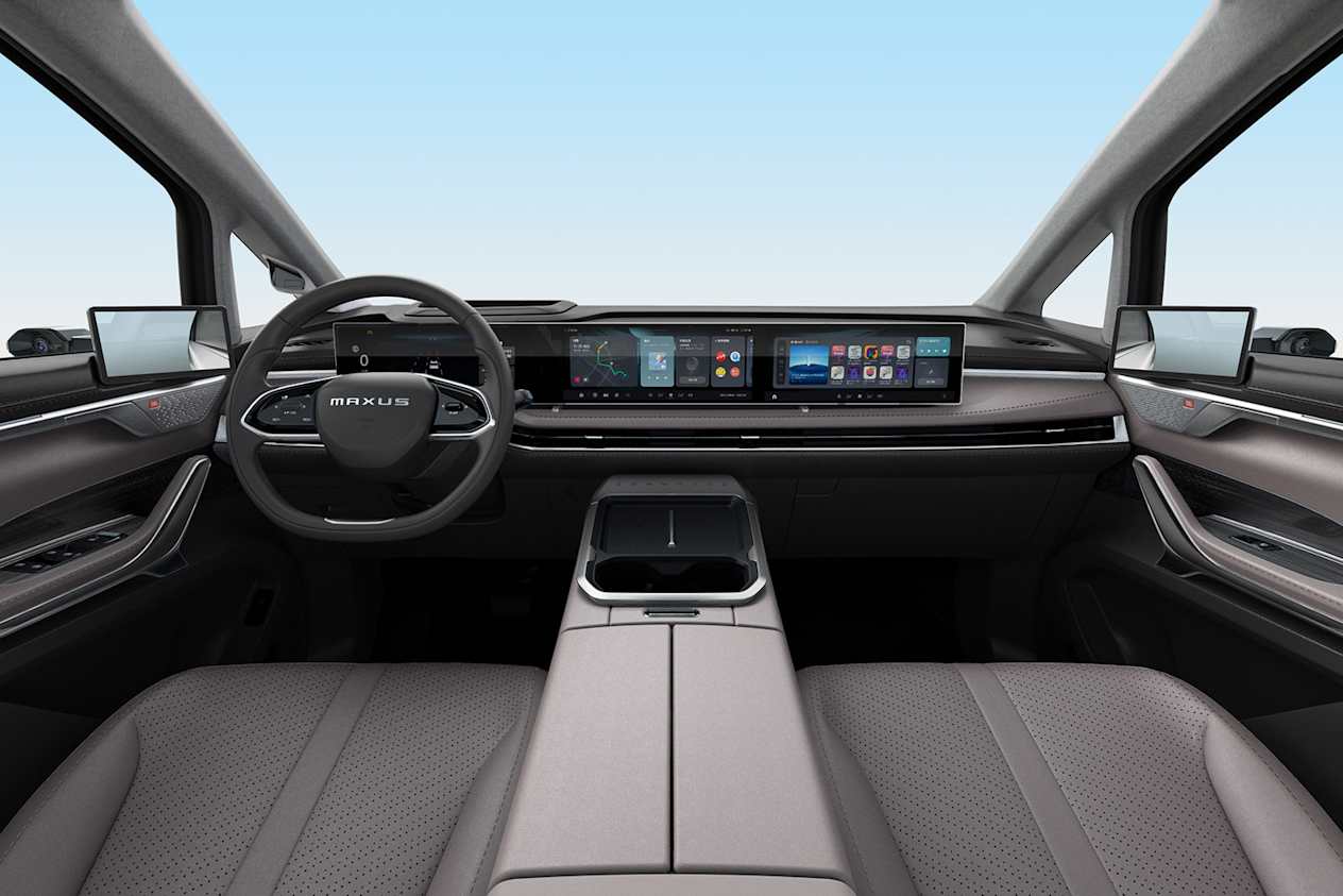 Maxus Mifa 7 cabin