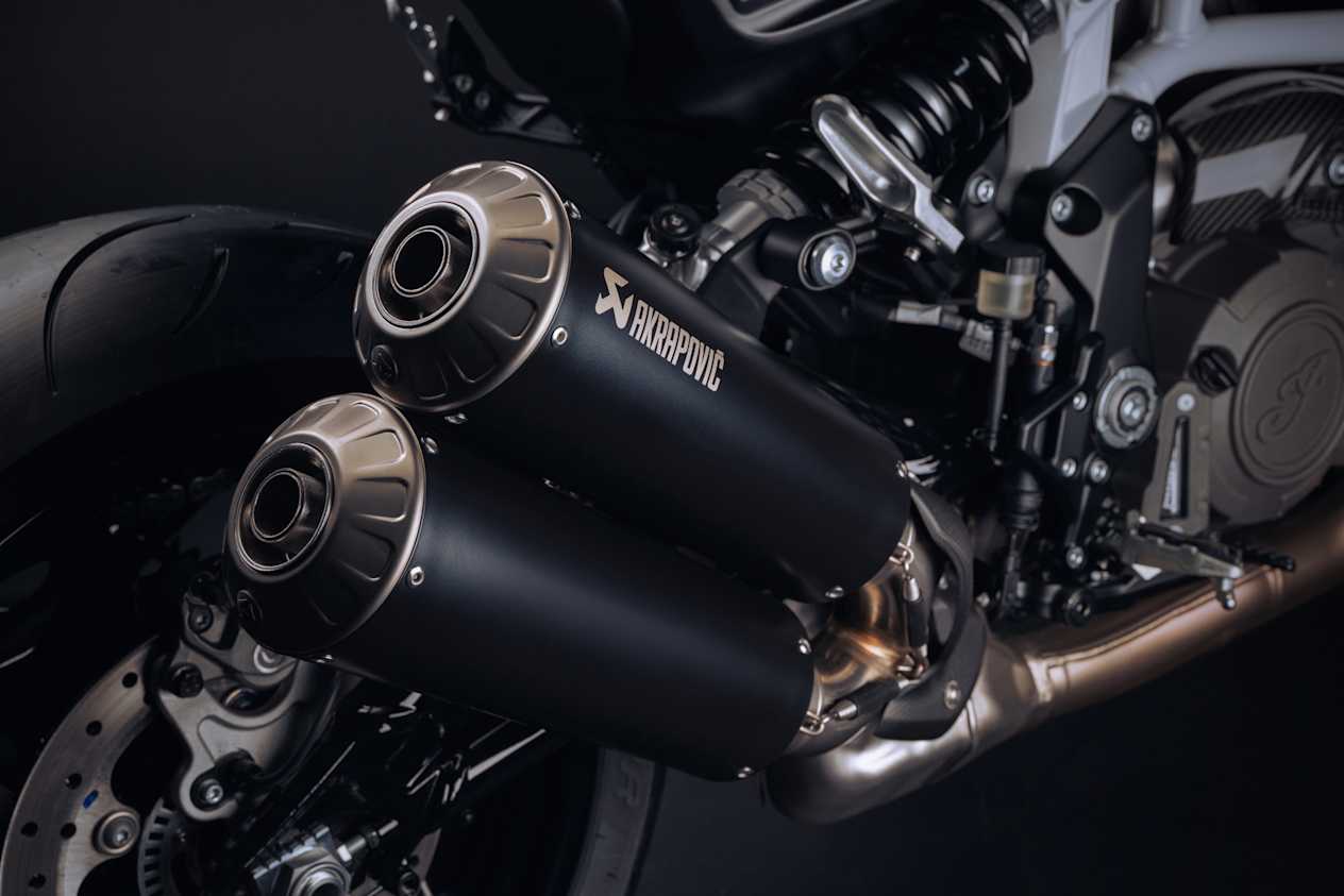 Indian FTR 100% R Carbon 2024 : détail échappement
