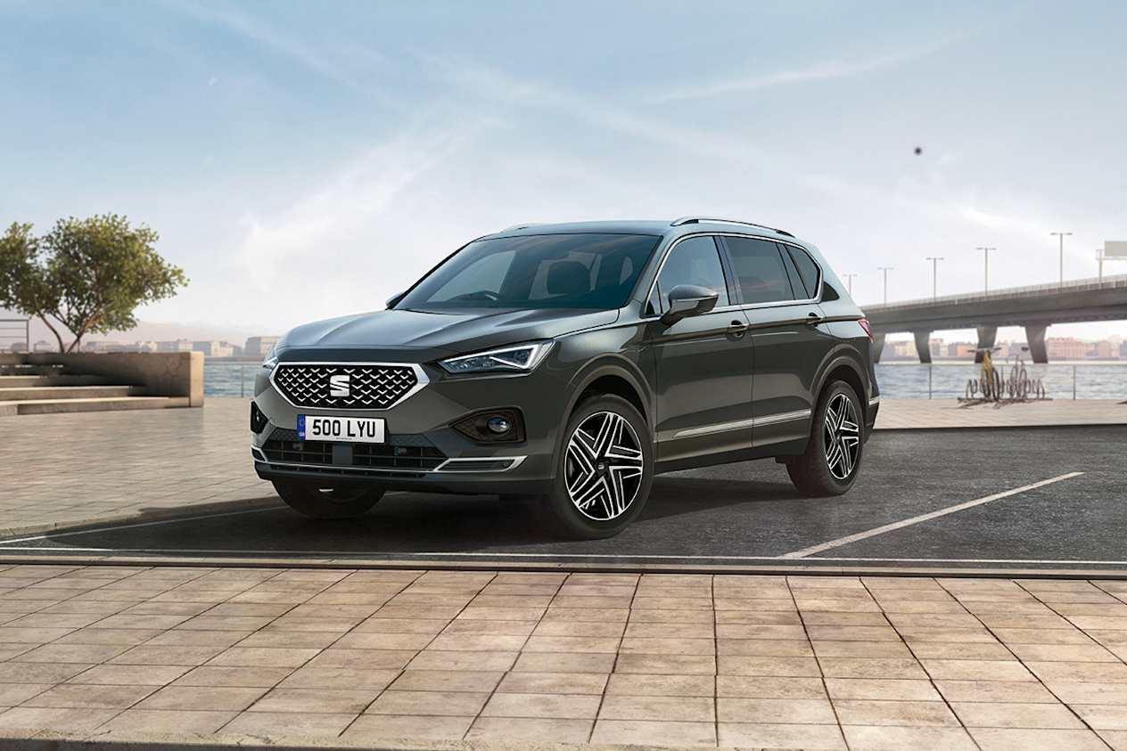 Dark grey SEAT Ateca
