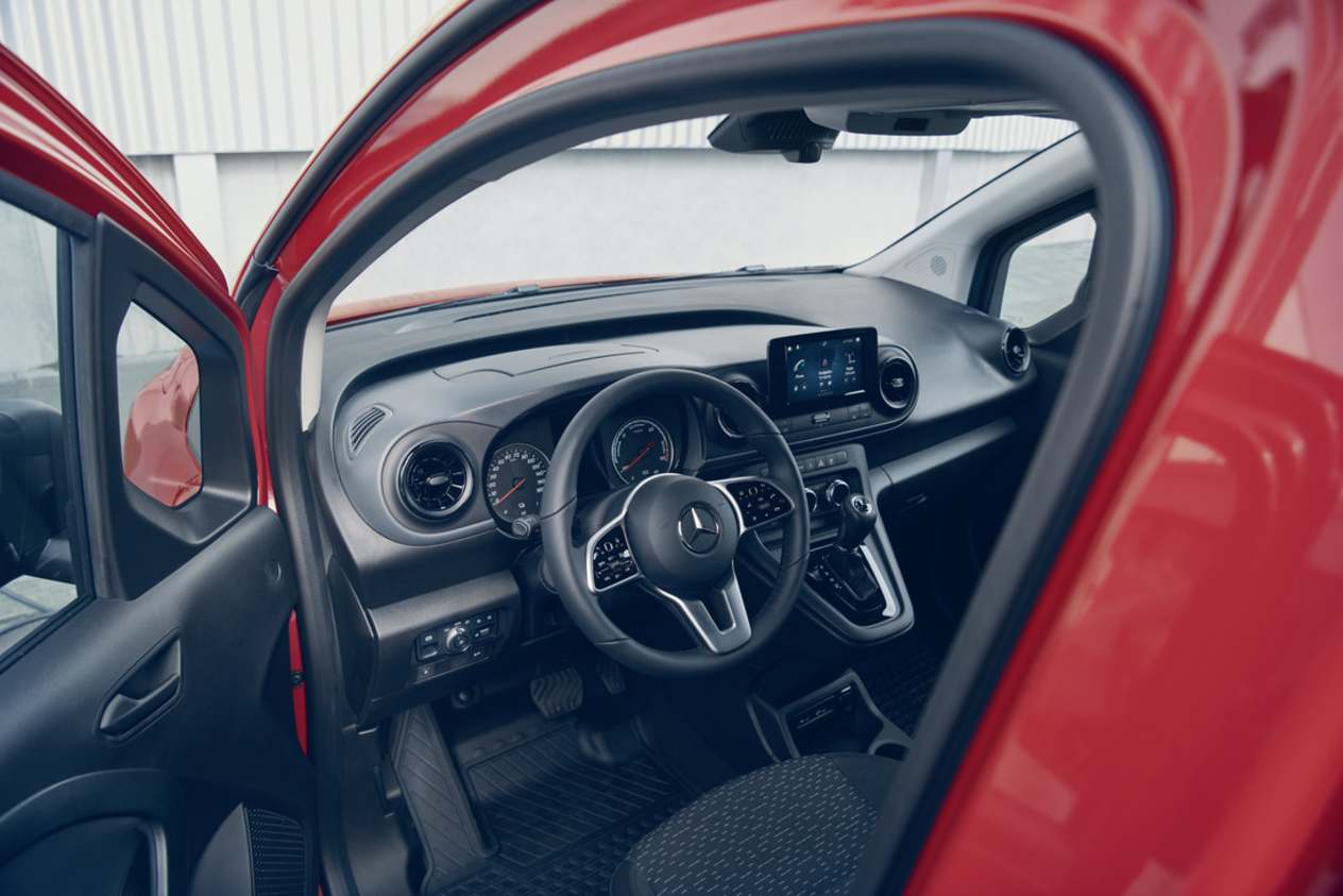 Mercedes-Benz eCitan PROGRESSIVE Features