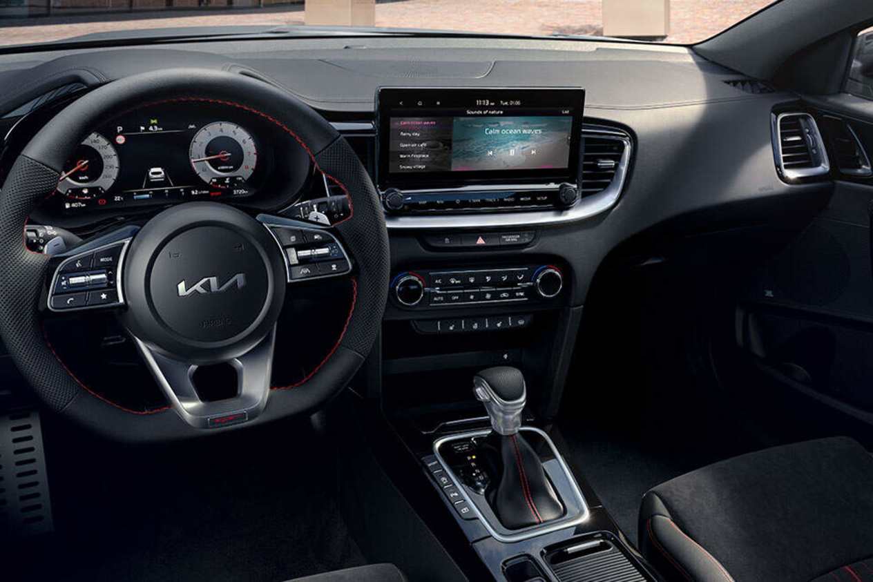 Kia Proceed Twin Displays