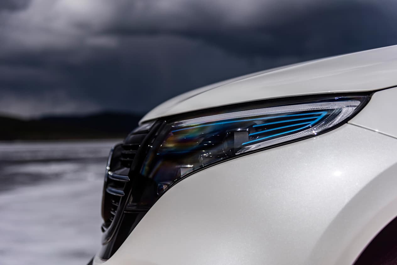 Mercedes EQC : détail du phare