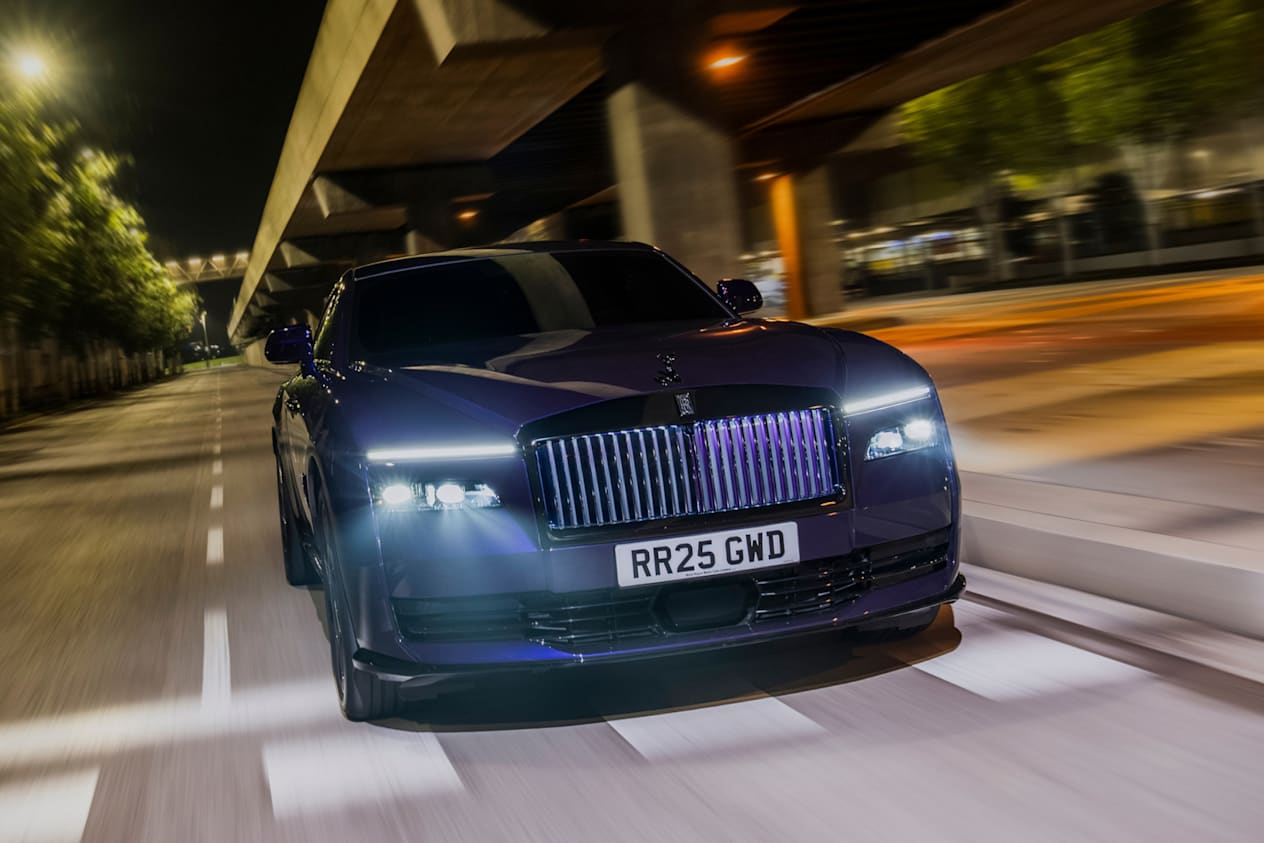 2025 Rolls-Royce Spectre Black Badge: The Pinnacle of Electric Luxury