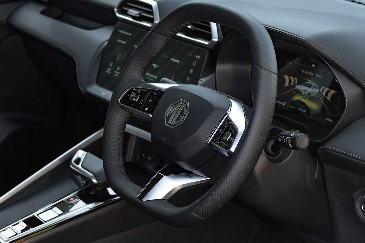 MG ZS Hybrid+