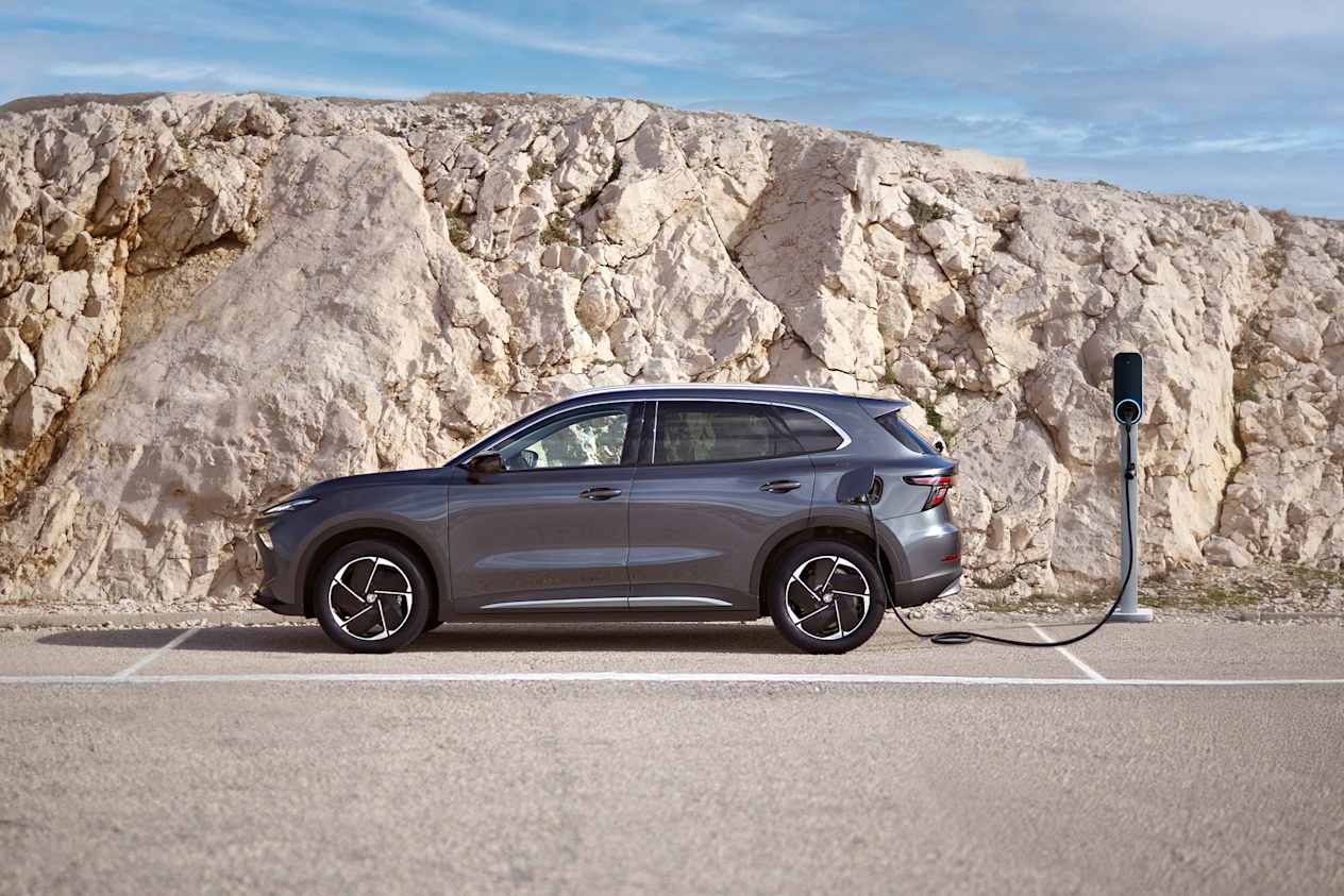 MG Electric Car Range - Which one is best for you?