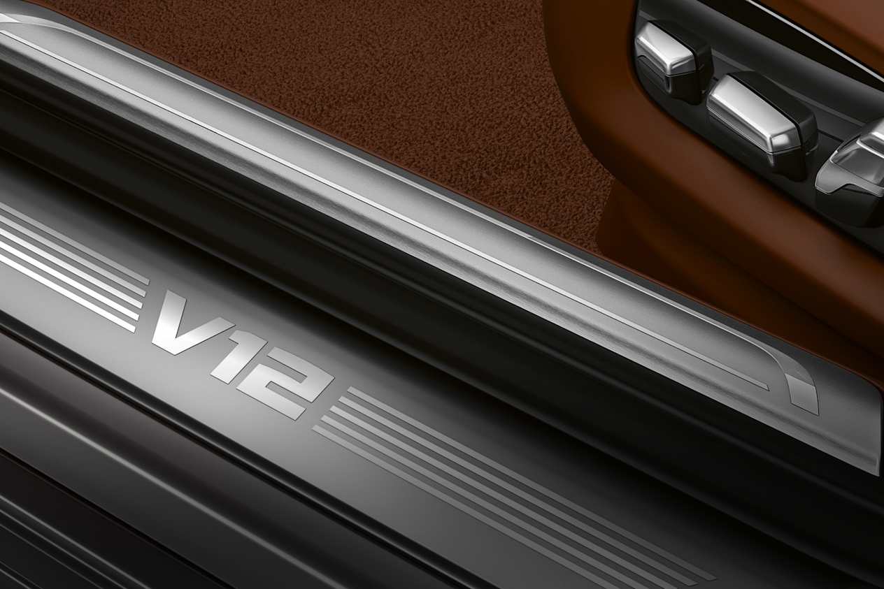 M760Li