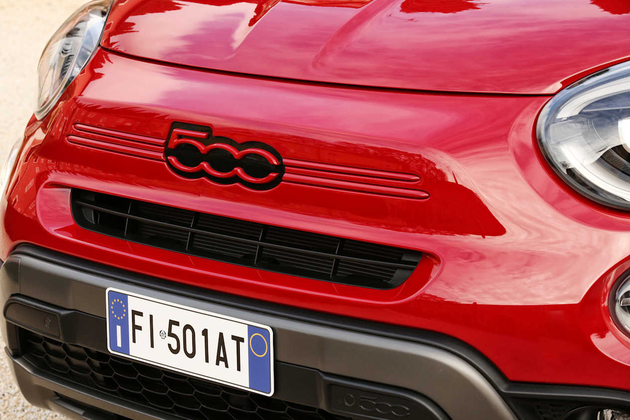 Fiat 500X Cross RED 2022 : calandre