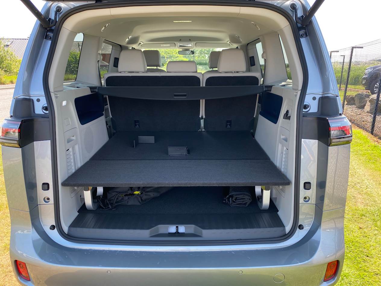 Volkswagen ID Buzz Boot