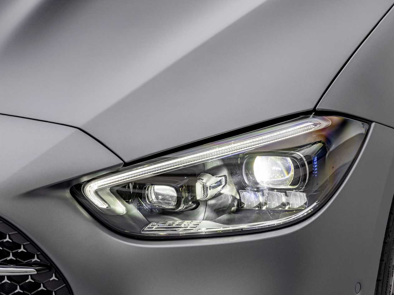 Nouvelle Mercedes-Benz Classe C (2021) : Phare Digital Light