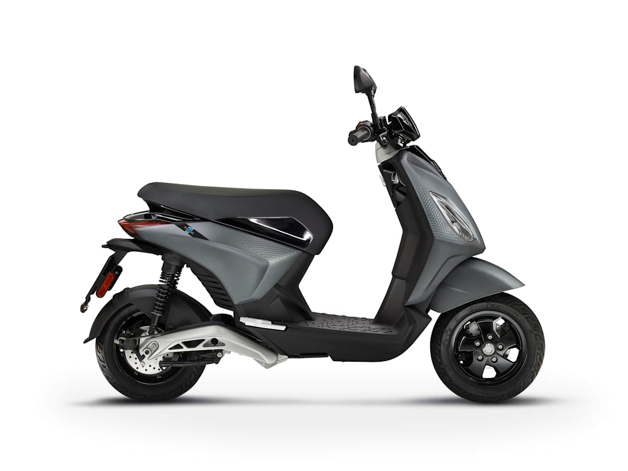 Piaggio 1 Forever Grey profil