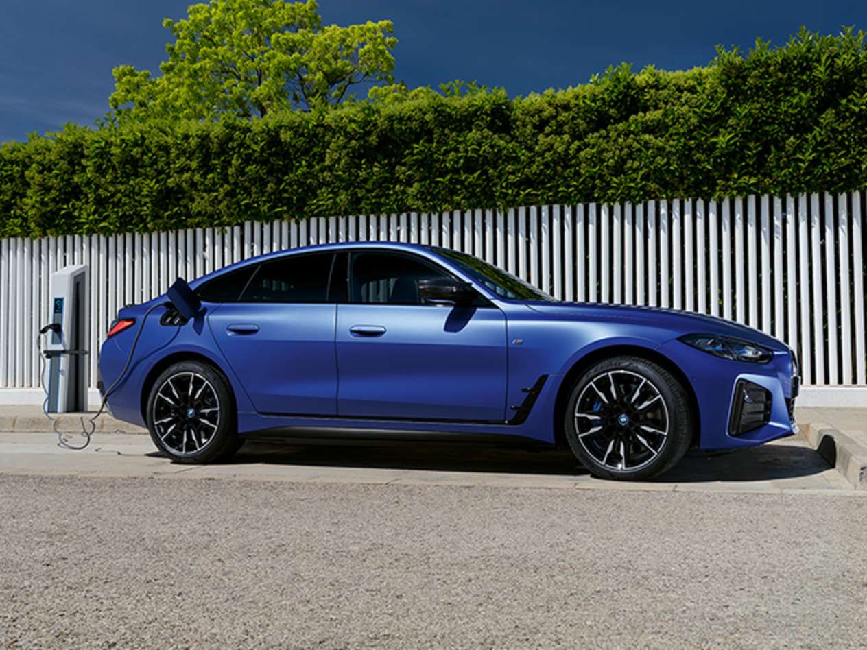 BMW i4