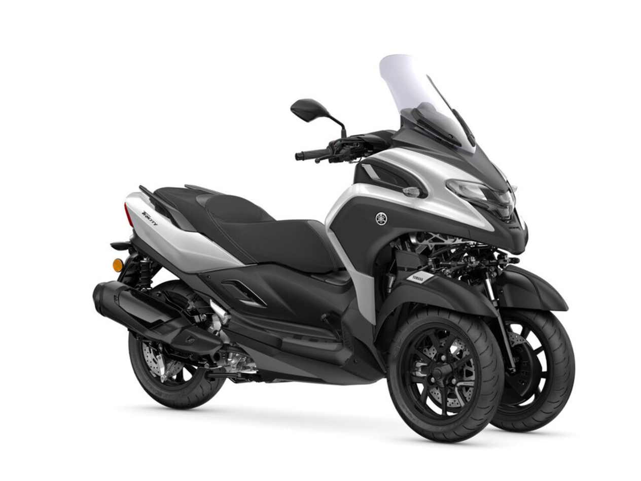 Yamaha Tricity 300 2025 Milky White