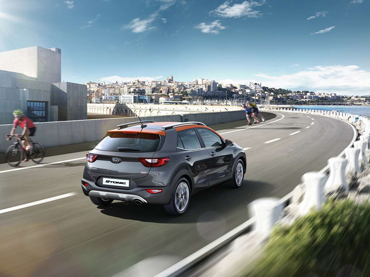 Kia Sonic Maxx