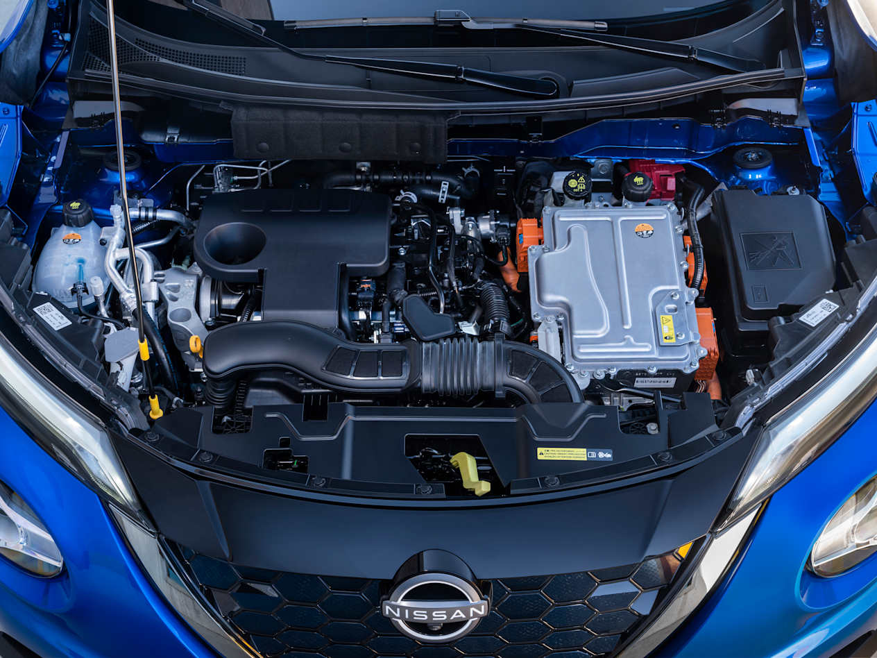Juke Hybrid Edition