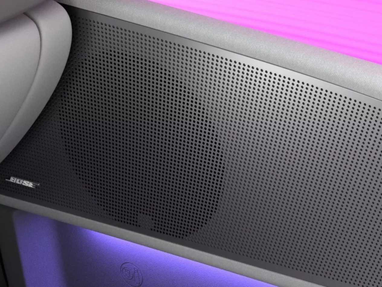 BOSE Premium Sound System