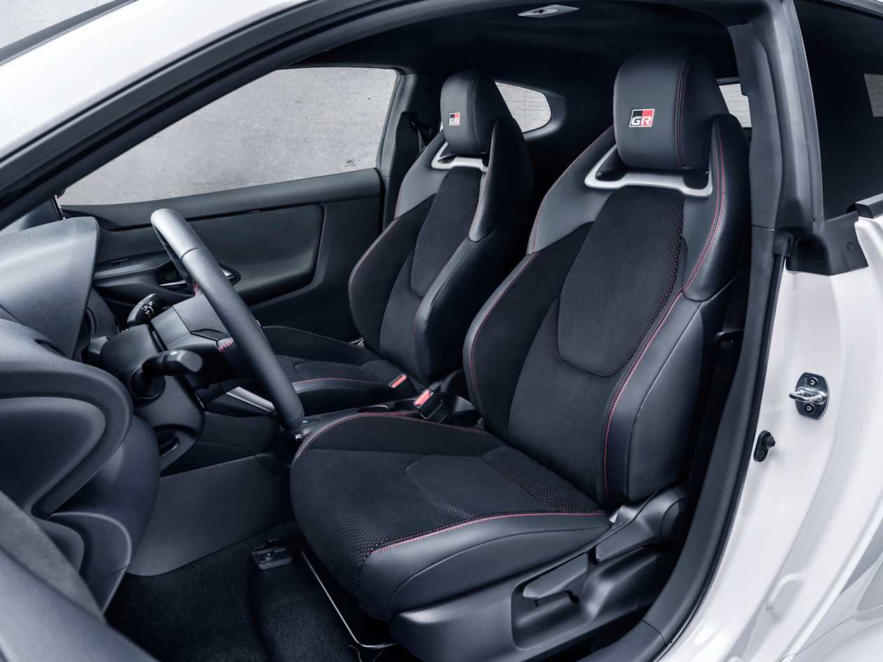 Toyota GR Yaris sièges avant