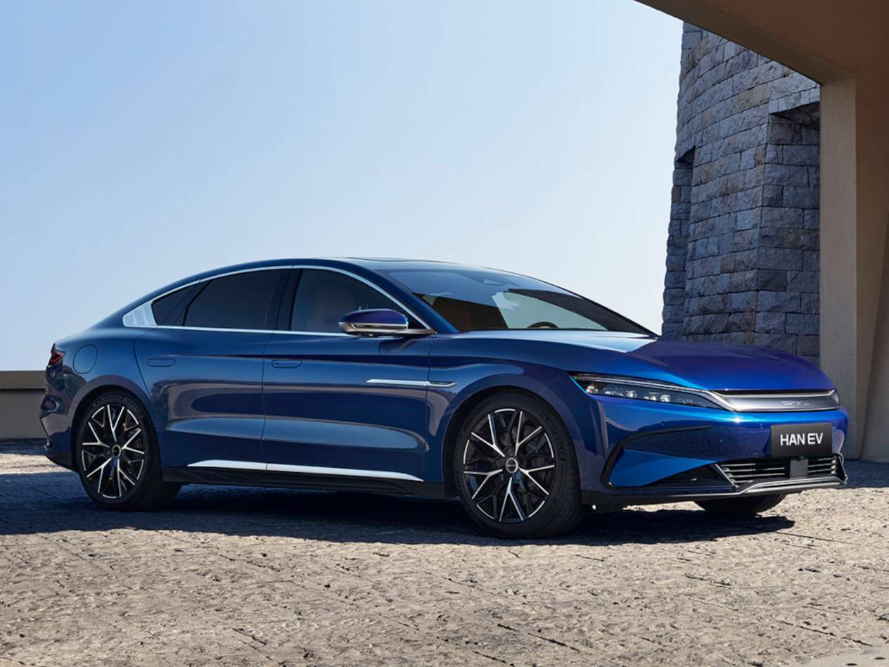 BYD Han : trois quarts avant droit statique