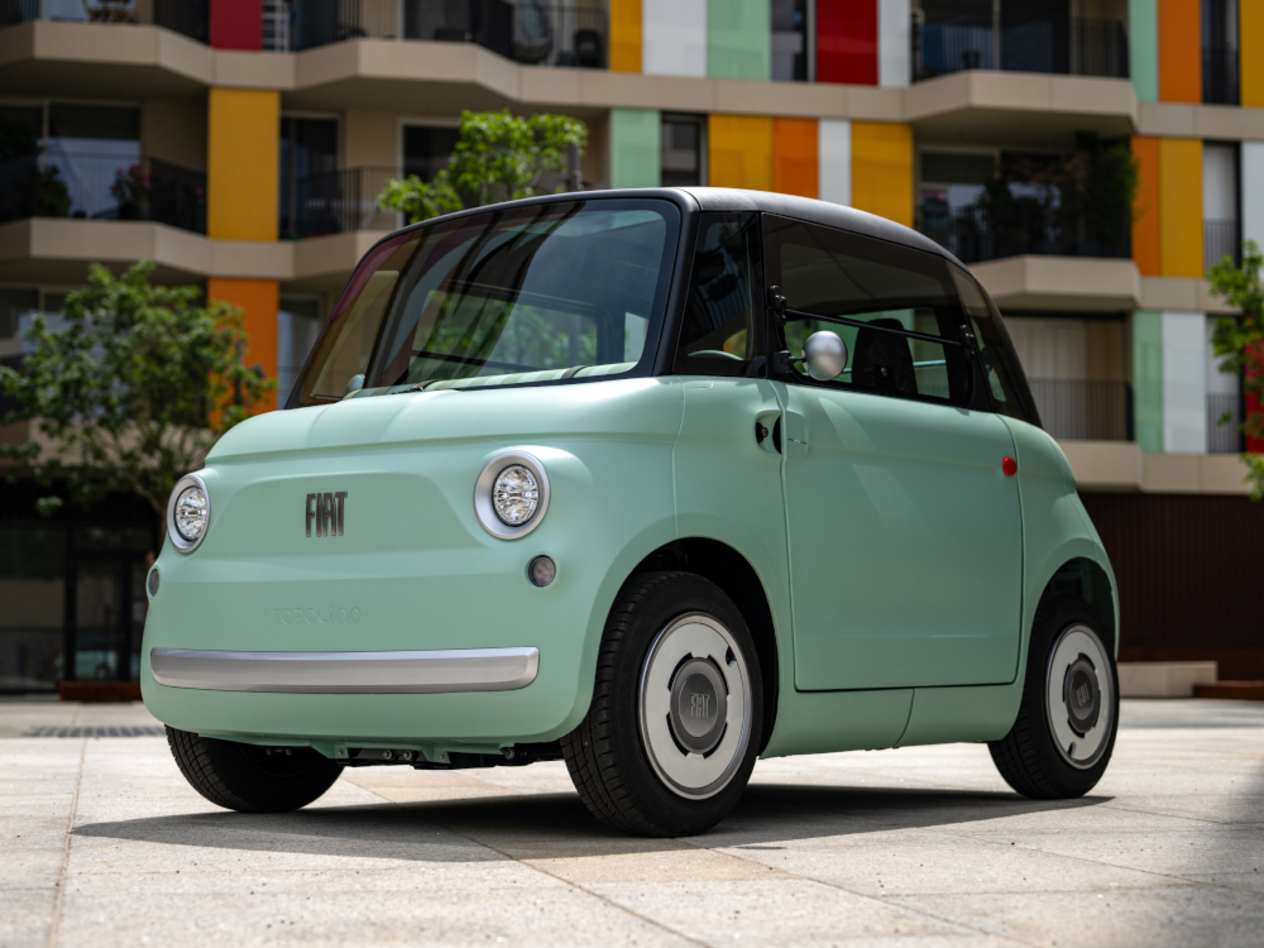 Fiat Topolino 2023 : trois quarts avant gauche statique
