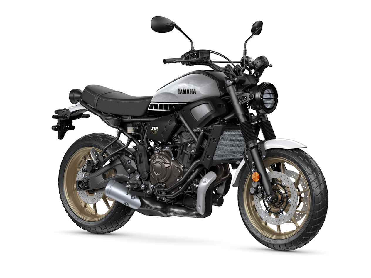 Yamaha XSR700 Legacy 2023 : trois quarts avant