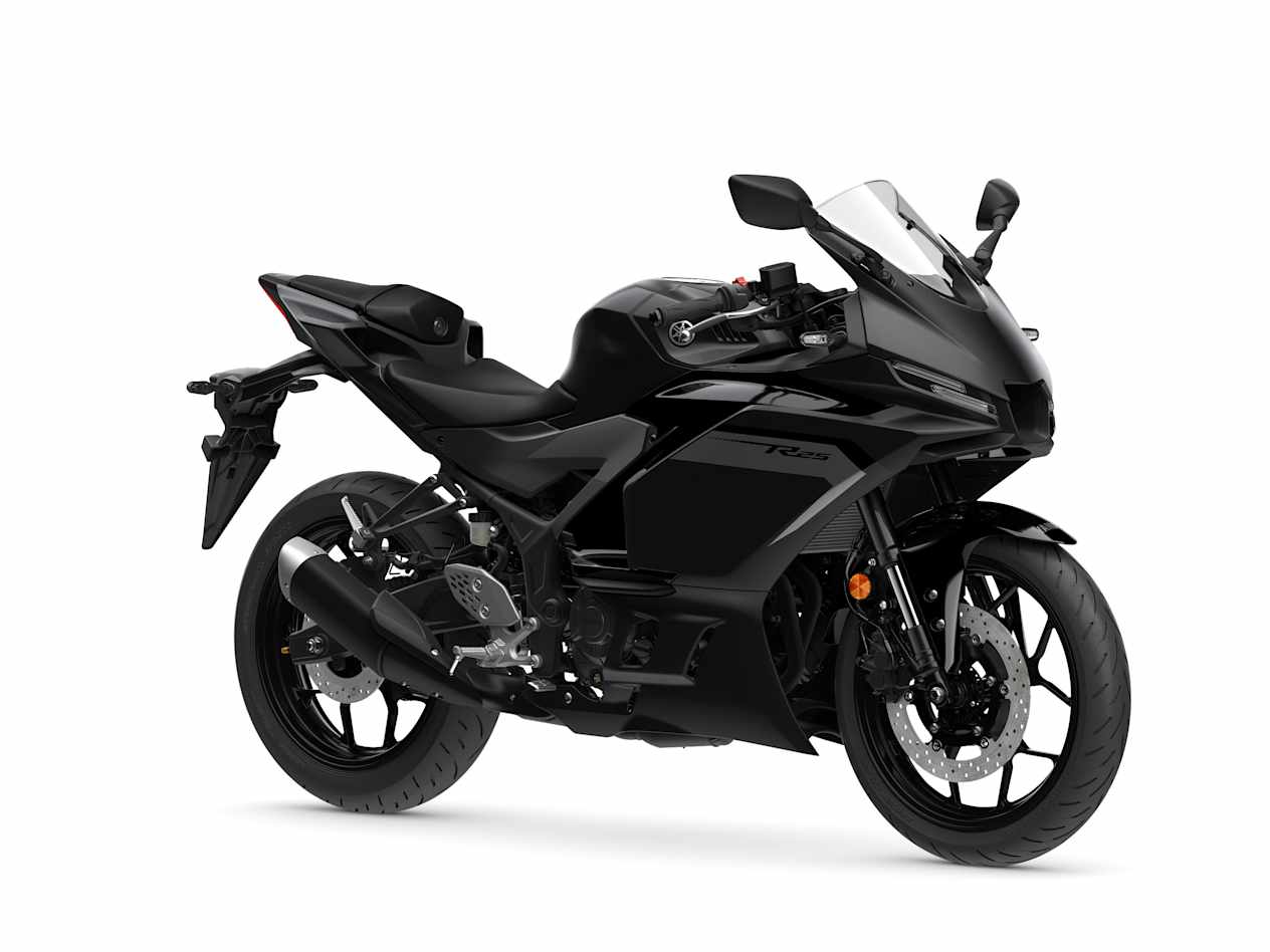 Yamaha R3 2025 : noir