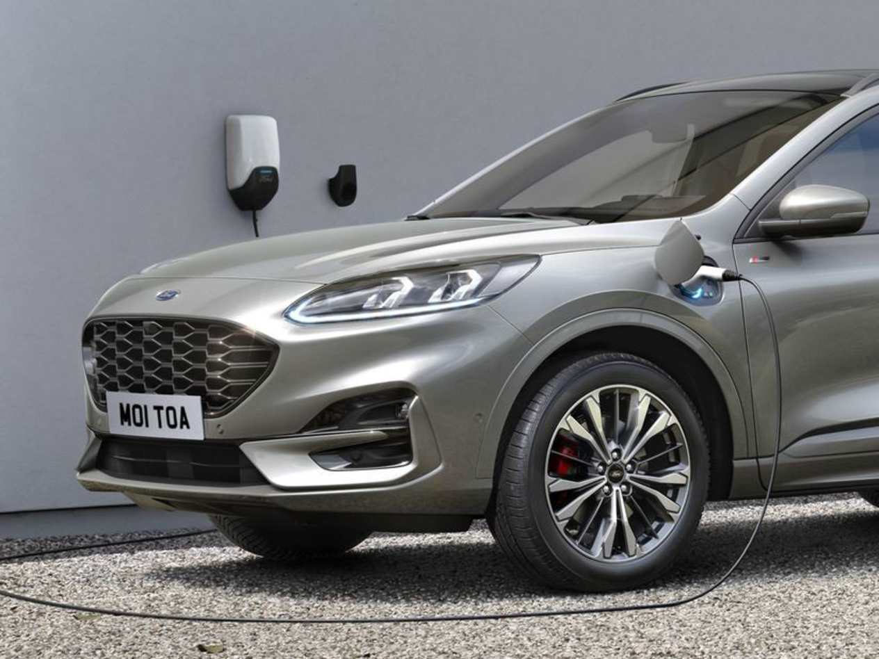 Image of a Ford Kuga on Charge