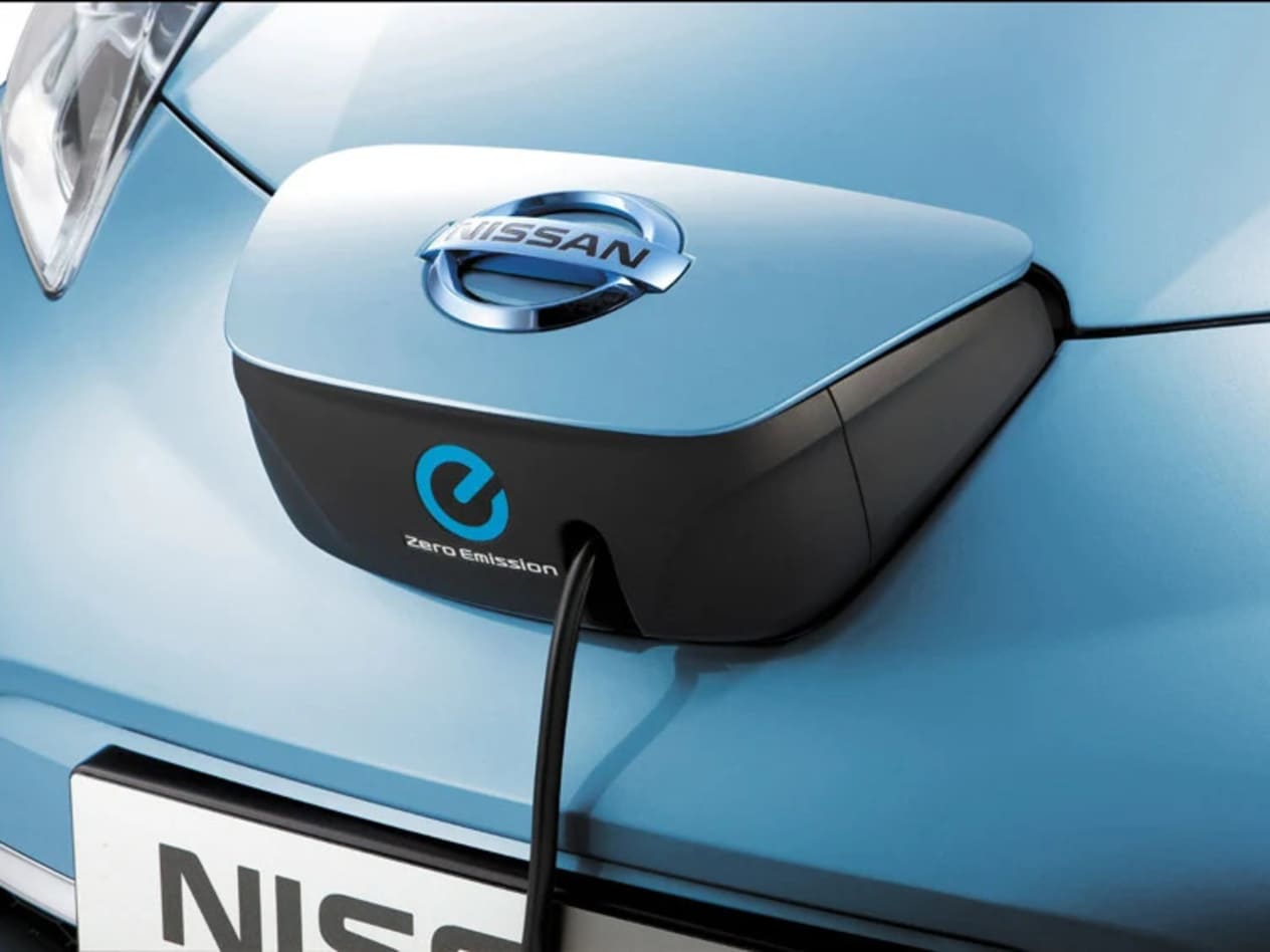 Nissan Leaf Charging