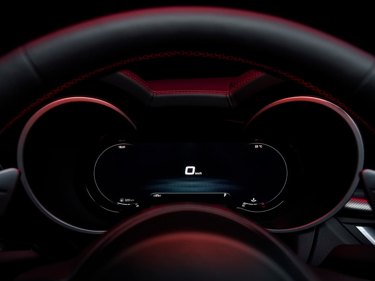 Alfa Romeo Stelvio 2022 : Compteurs digitaux affichage relax