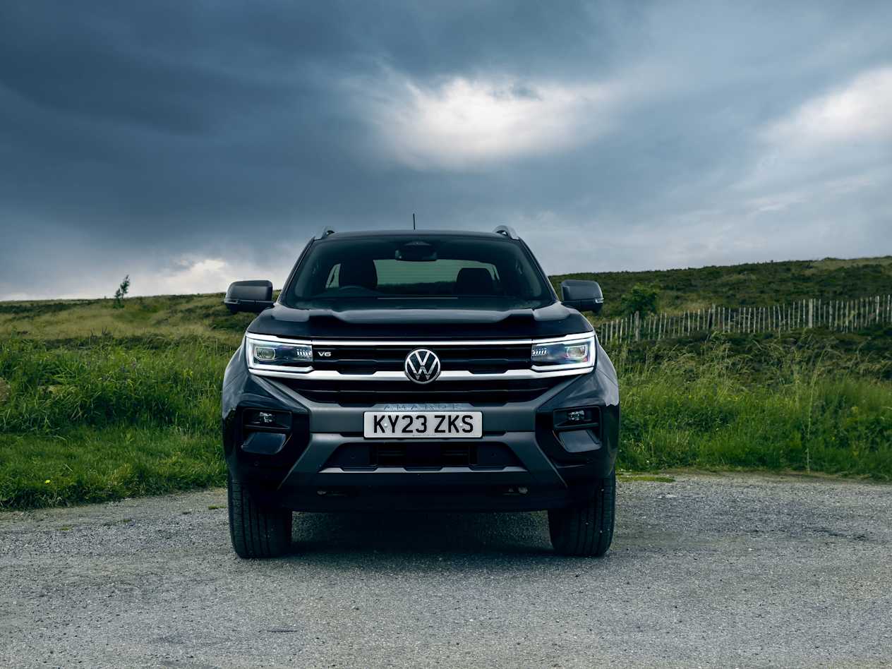 Front view of the Volkswagen Amarok