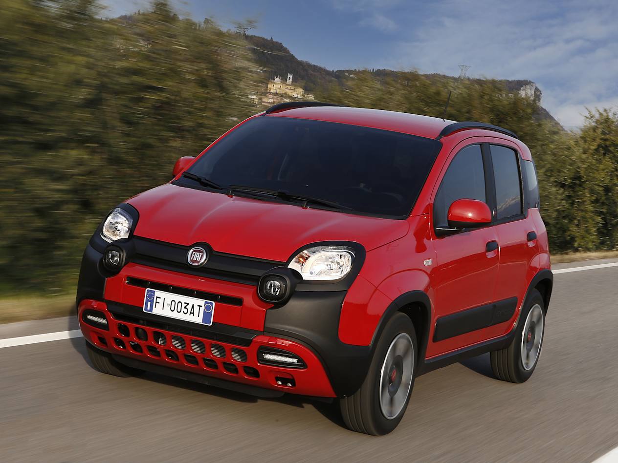 Fiat Panda Hybrid RED : sur la route