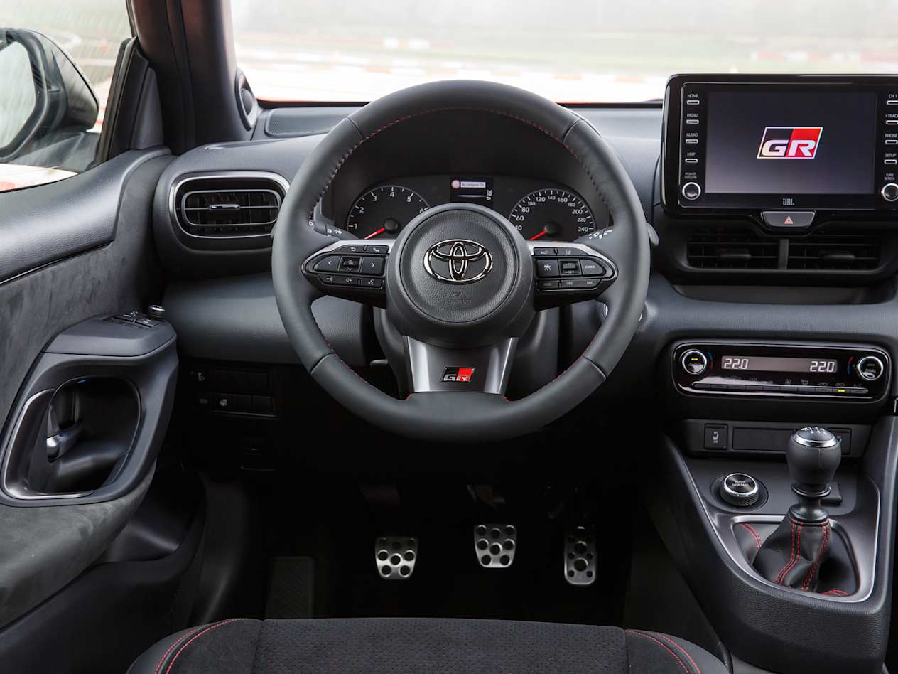 Toyota GR Yaris tableau de bord