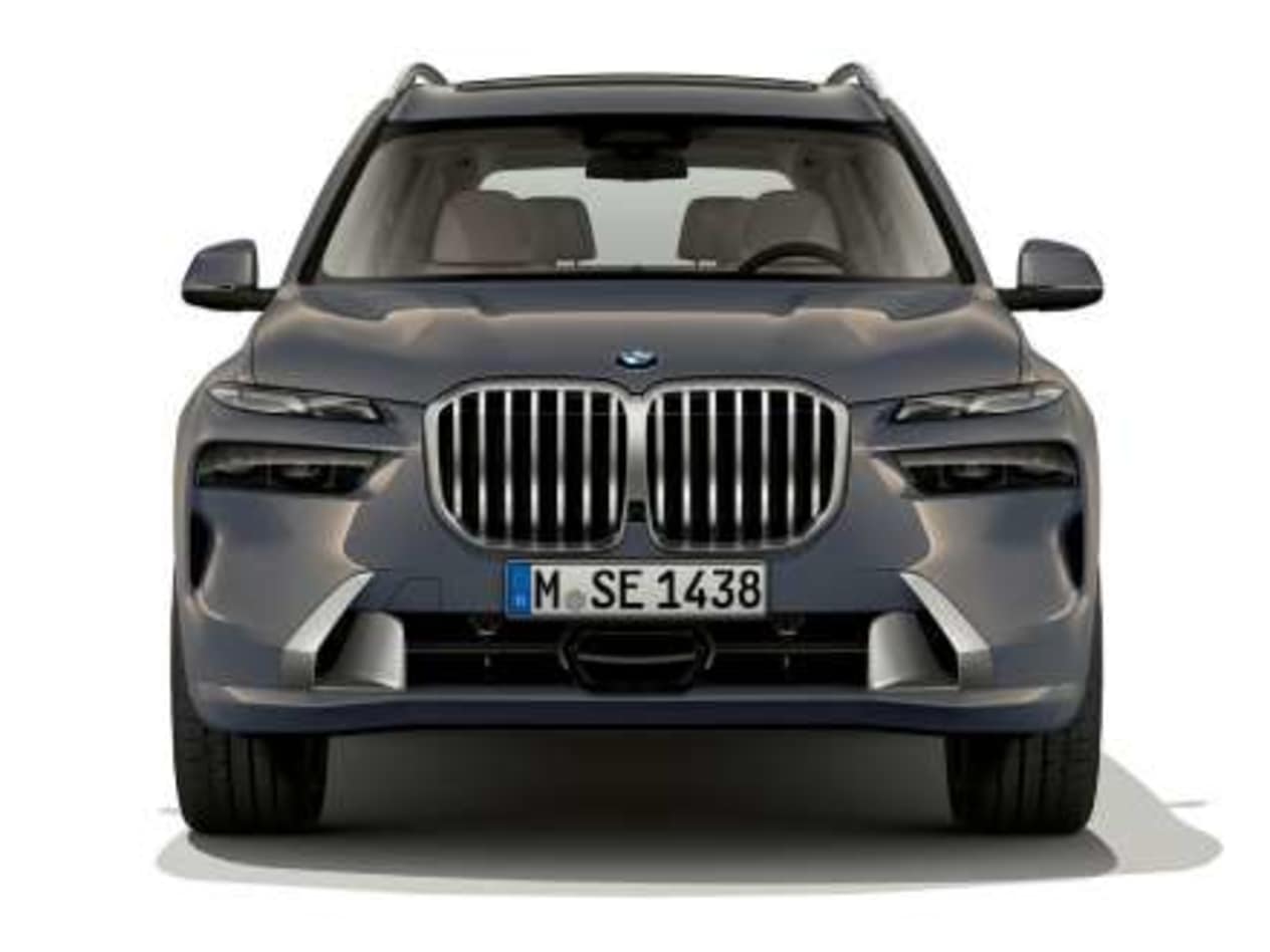 BMW X7 | NamAuto