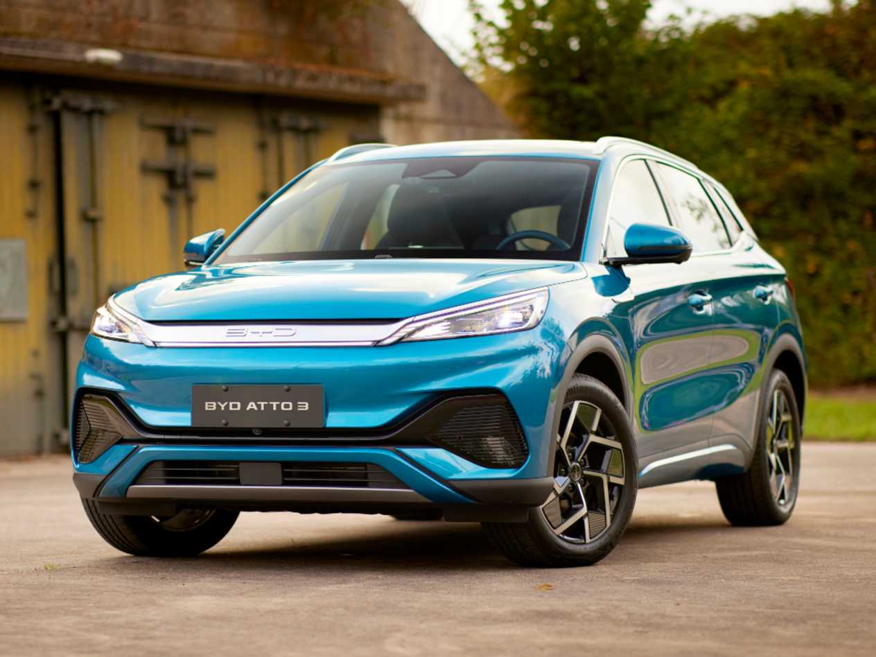 BYD Atto 3 : trois quarts avant gauche statique