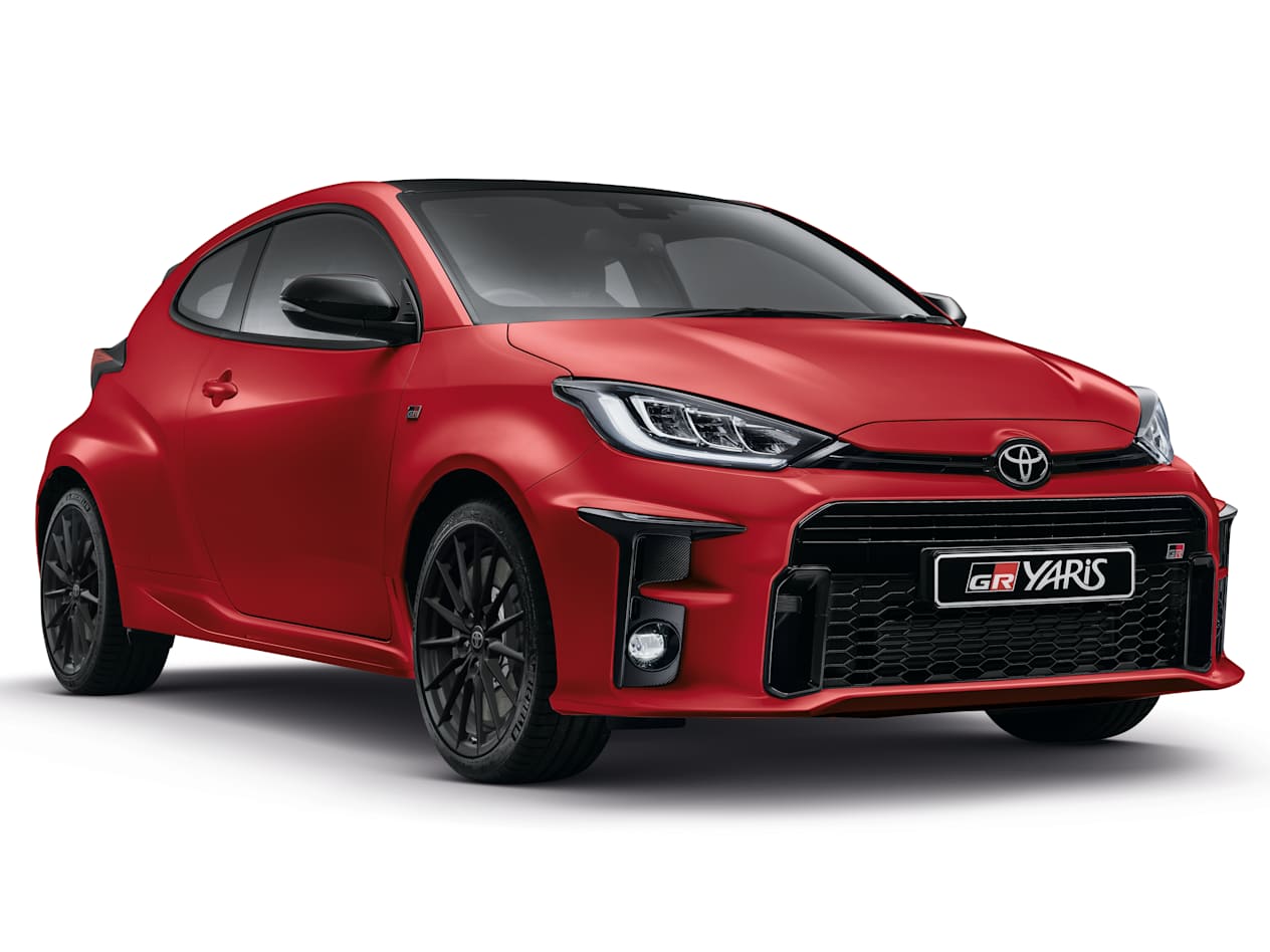 GR YARIS 