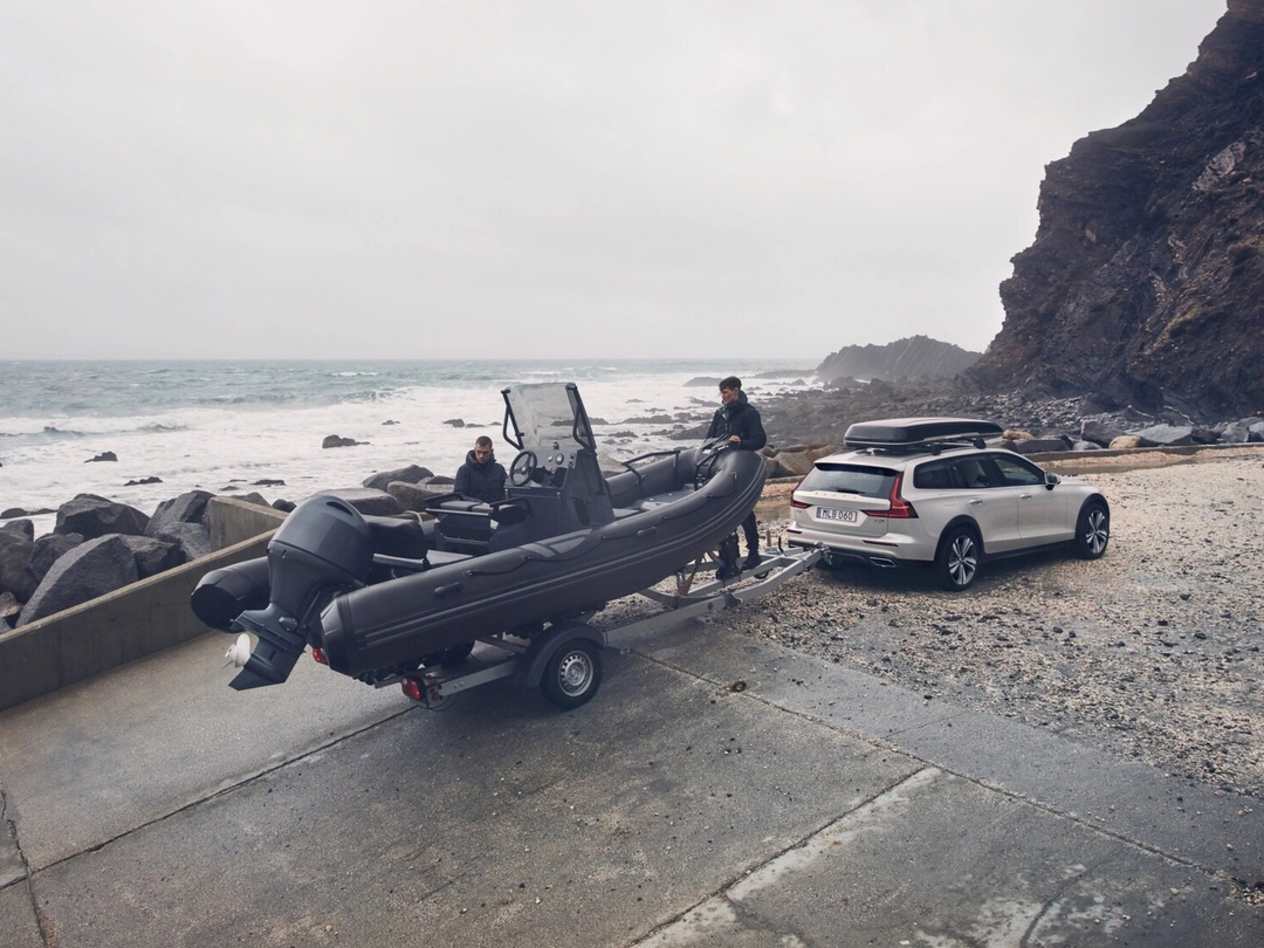 Volvo Accessories Special Offers Towing Pack