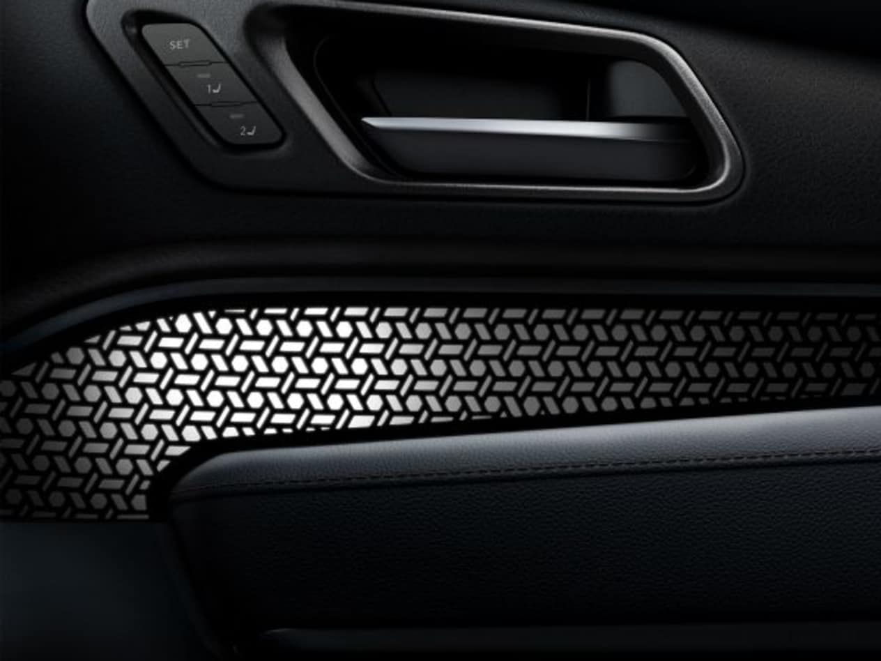 Nissan ARIYA Luxury Trim