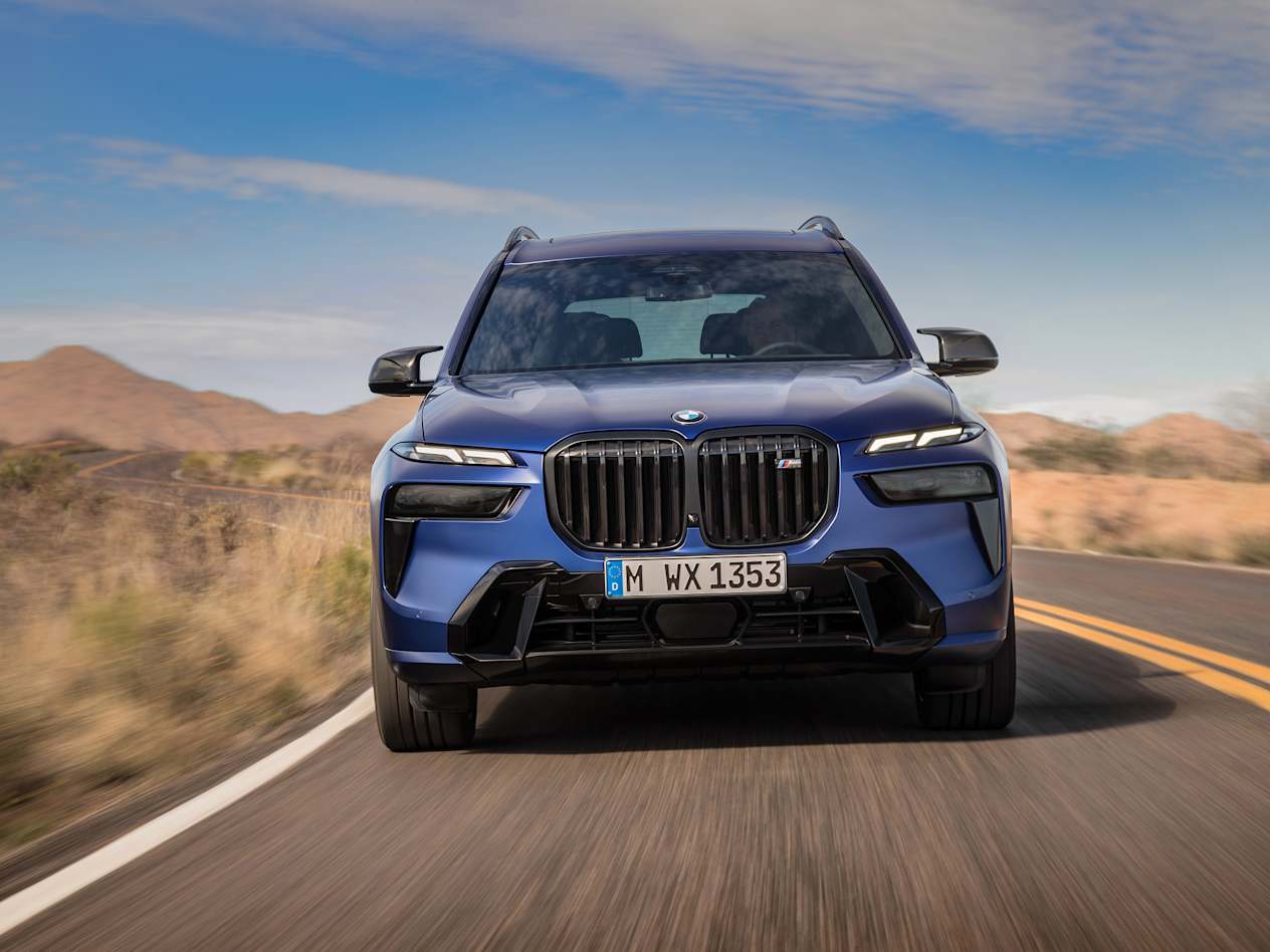 X7 M60i