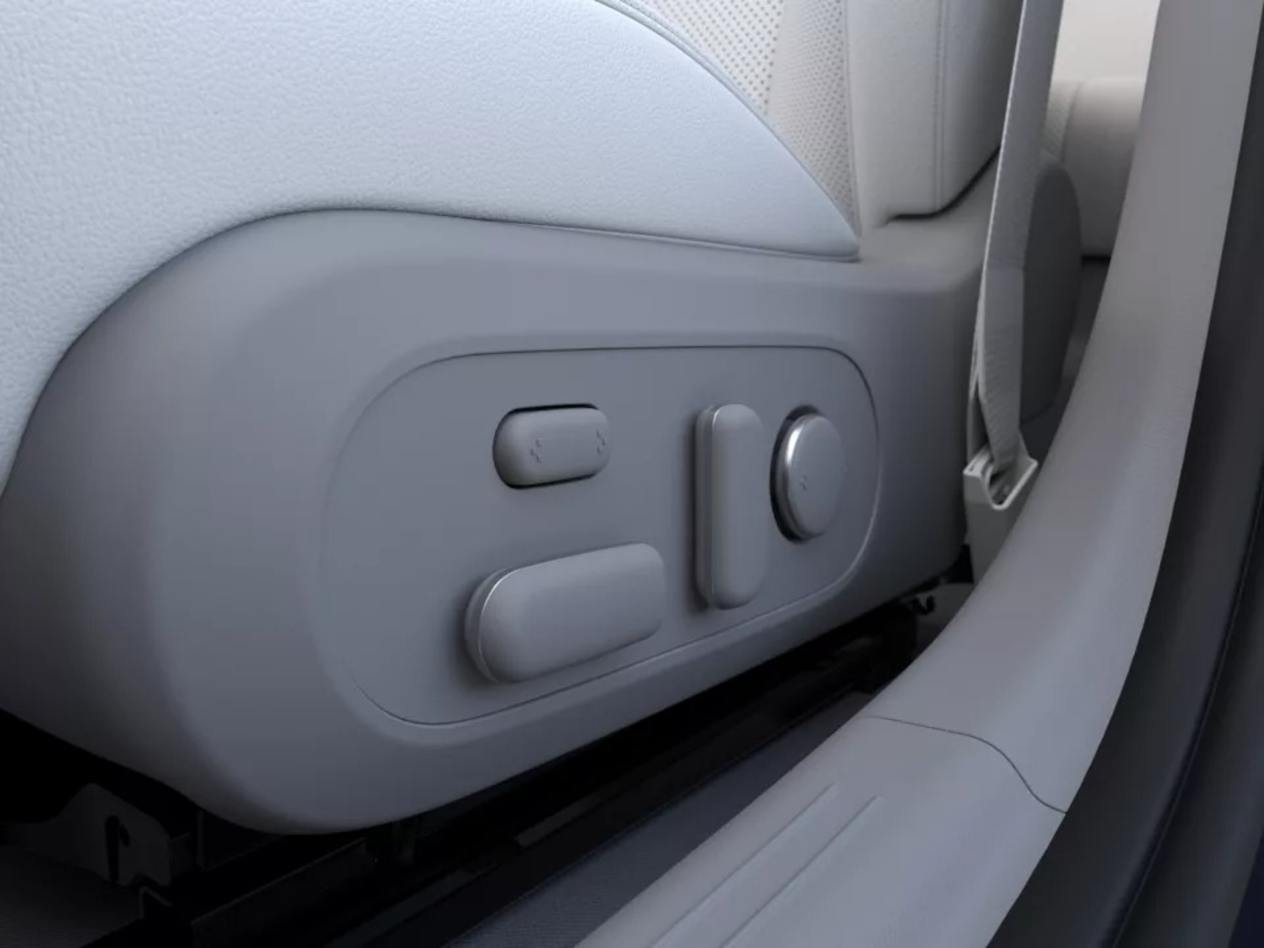Highly Adjustable Relaxation Seats
