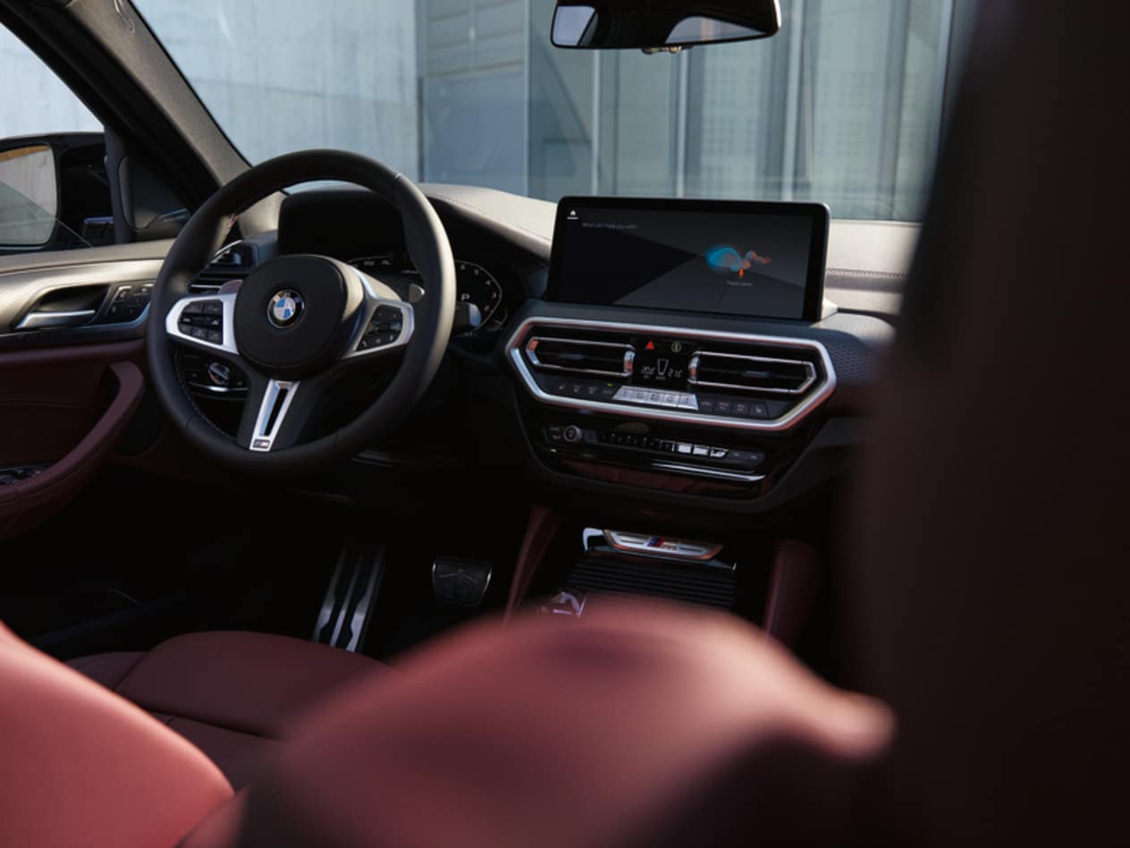 New BMW X4 Interior
