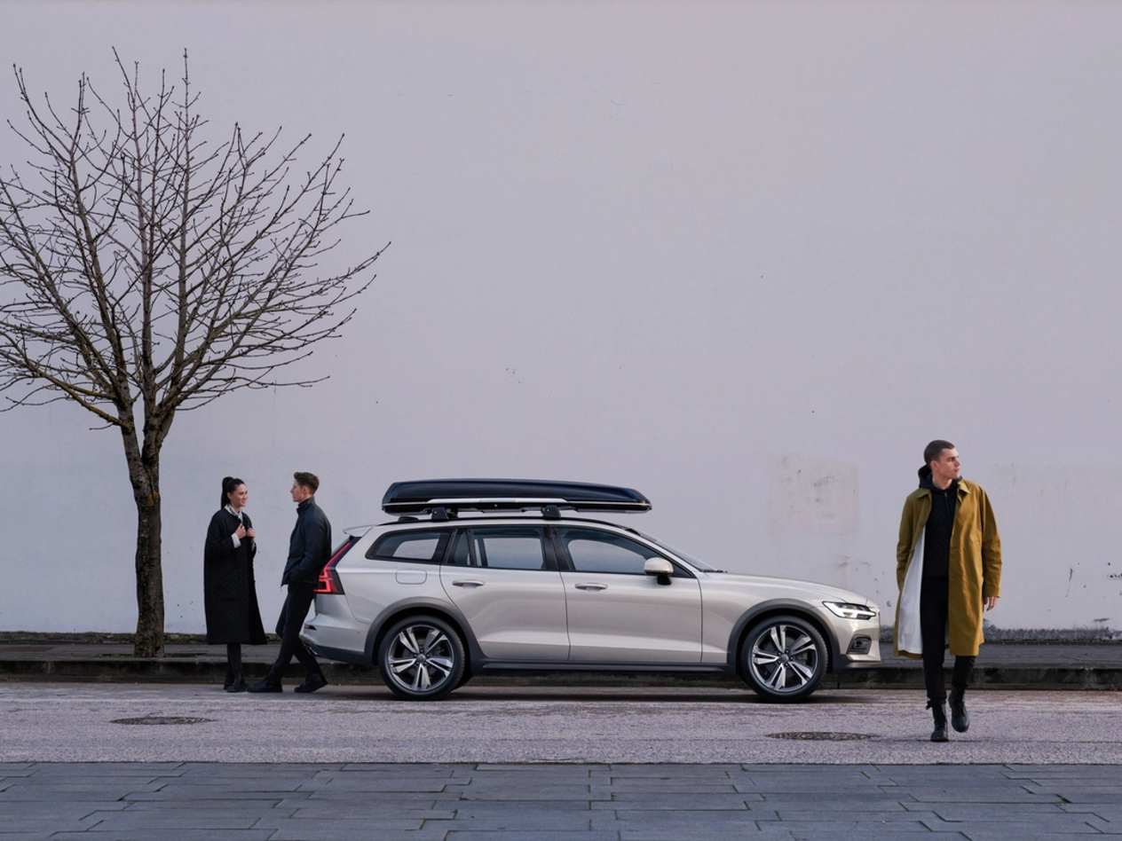 Volvo Accessories Special Offers Travel Pack