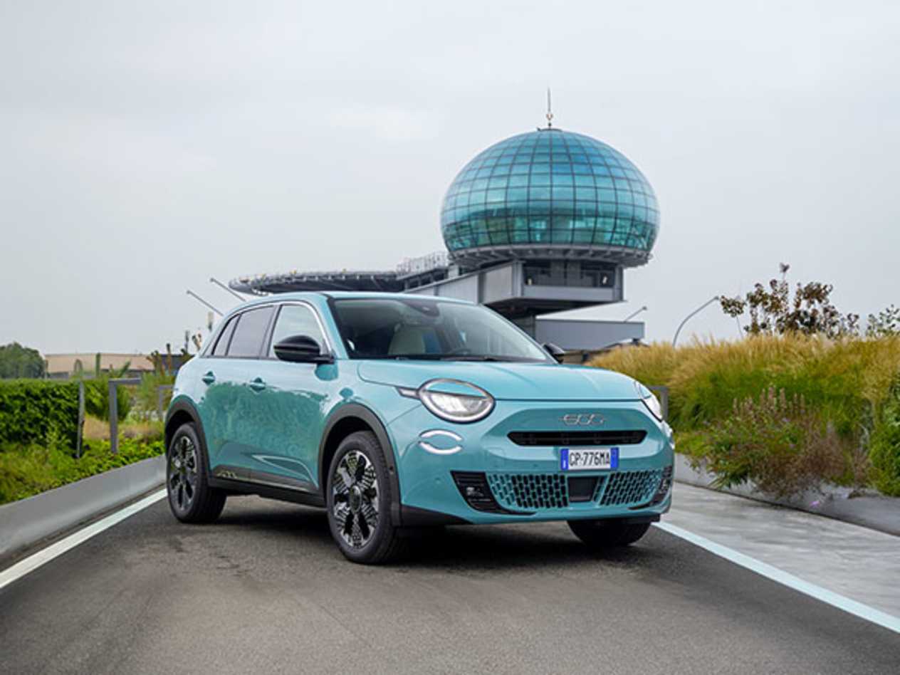 Fiat 600 hybrid Société